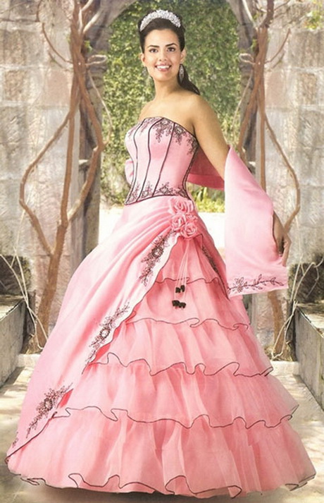 fotos-de-vestidos-de-quince-aos-de-famosas-21-14 Fotografije petnaestogodišnjih haljina slavnih