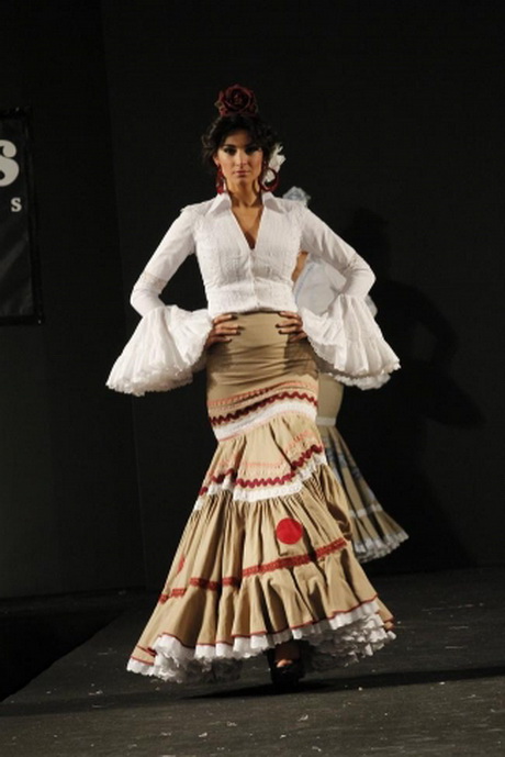 manuela-macias-trajes-de-flamenca-24-4 Manuela Masias kostimi flamenco