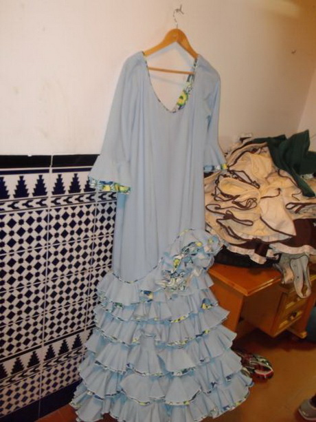 trajes-de-flamenca-baratos-77-17 Jeftini flamenco kostimi