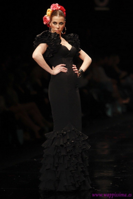 Crni kostimi flamenco
