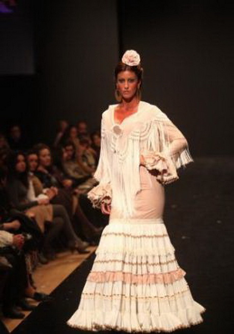 trajes-de-flamenca-rocieros-69-12 Kostimi flamenco prskalice