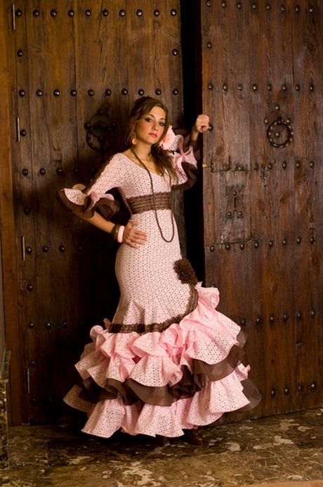 trajes-de-flamenca-rocieros-69-15 Kostimi flamenco prskalice