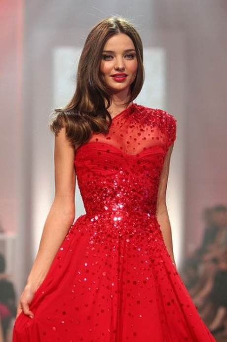 vestido-rojo-de-lentejuelas-51-10 Crvena haljina sa šljokicama