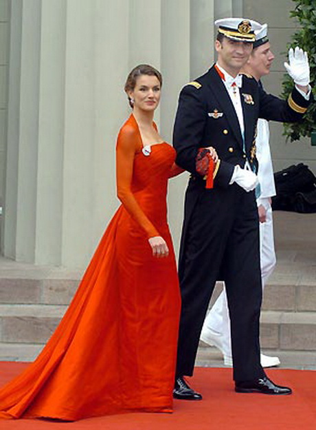 vestido-rojo-letizia-ortiz-39-11 Crvena haljina Letizia Ortiz