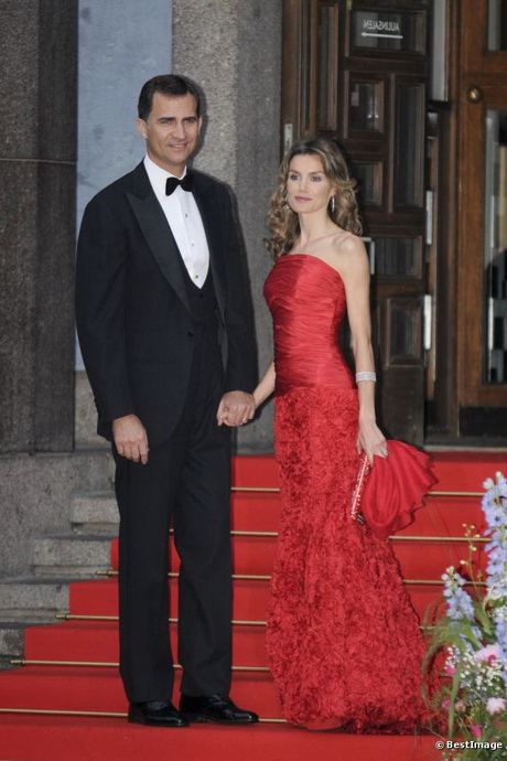 Crvena haljina Letizia