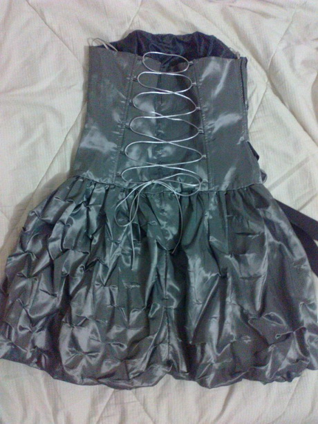 vestidos-cortos-con-corset-62-12 Kratke haljine s korzetom