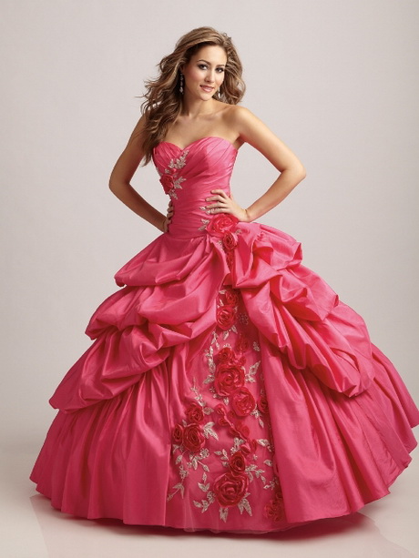 15-godišnja ružičasta haljina fiusha