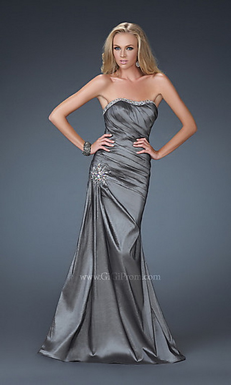 vestidos-de-noche-color-plata-55-11 Večernje haljine u srebrnoj boji