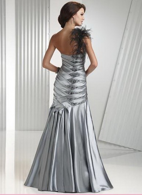 vestidos-de-noche-color-plata-55-7 Večernje haljine u srebrnoj boji