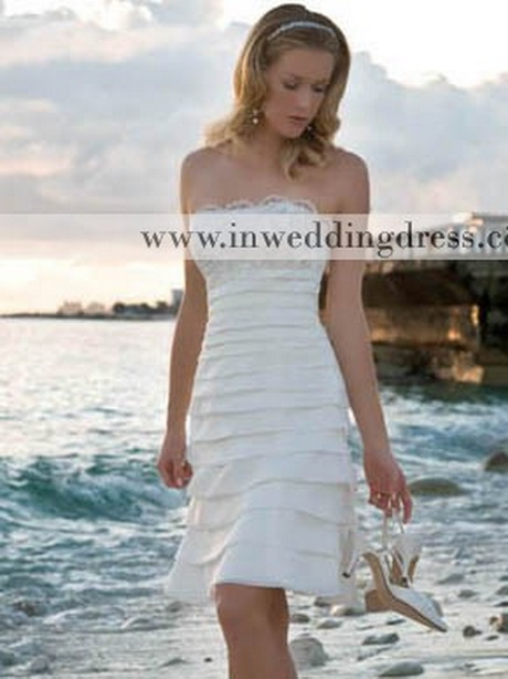 vestidos-de-novia-para-boda-civil-en-la-playa-23-18 Vjenčanice za civilno vjenčanje na plaži