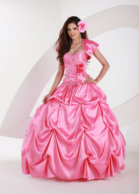 vestidos-de-quince-aos-estilo-princesa-20-4 Petnaest godina Haljina u stilu princeze