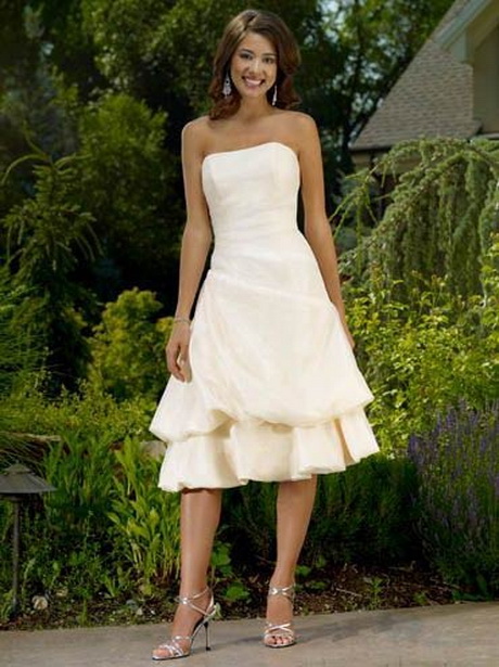 vestidos-sencillos-para-boda-civil-47-16 Jednostavne haljine za civilno vjenčanje