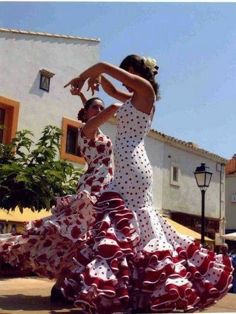 moda-flamenca-2022-tendencias-85_12 Flamenco Moda 2022 trendovi