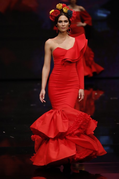 tendencias-trajes-de-flamenca-2022-65_12 Trendovi flamenco odijela 2022