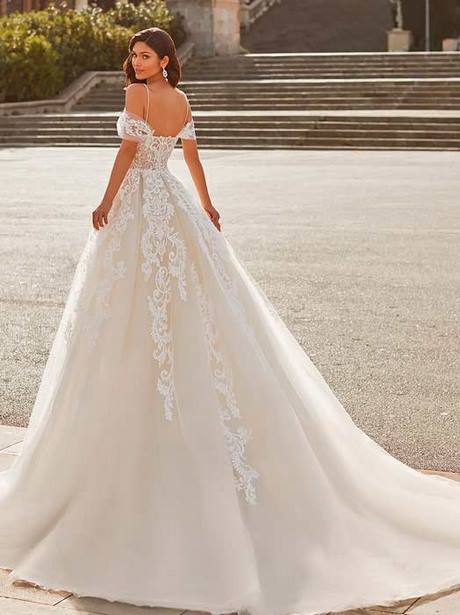 vestidos-de-novia-corte-princesa-2022-23_5 Vjenčanice princeze 2022