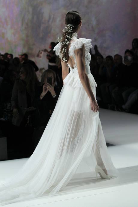 moda-2023-vestidos-de-novia-57_12 Moda 2023 vjenčanice