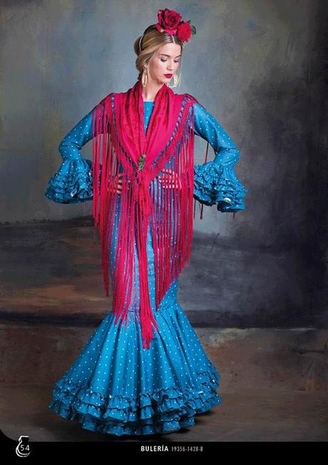 moda-trajes-de-flamenca-2023-05_3 Modni kostimi flamenka 2023