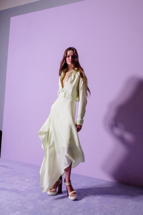 modelos-de-vestidos-de-noche-cortos-2023-21_12 Modeli kratkih večernjih haljina 2023