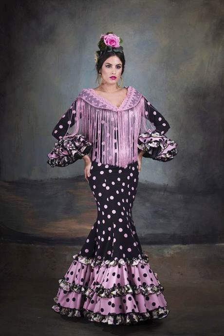 tendencias-trajes-de-flamenca-2023-95_19 Modni kostimi flamenka 2023