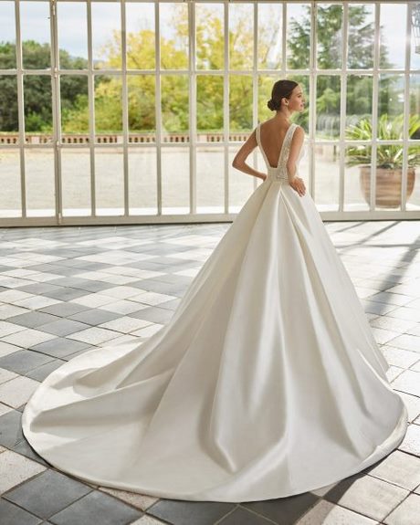 vestidos-de-bodas-2023-55_10 Vjenčanice 2023