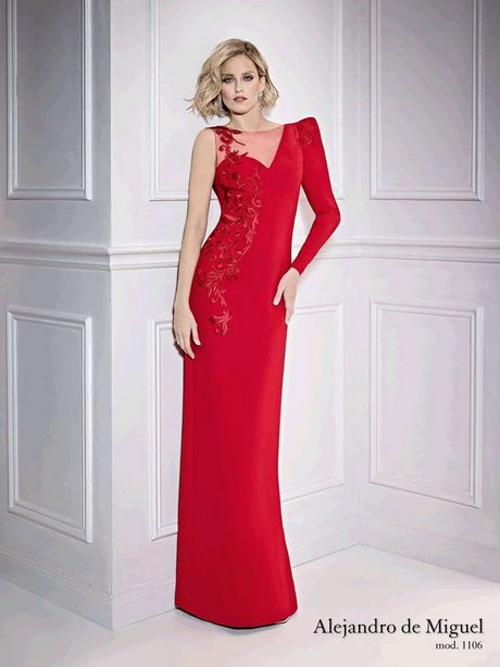 vestidos-formales-para-dama-2023-91_10 Večernje haljine za dame 2023