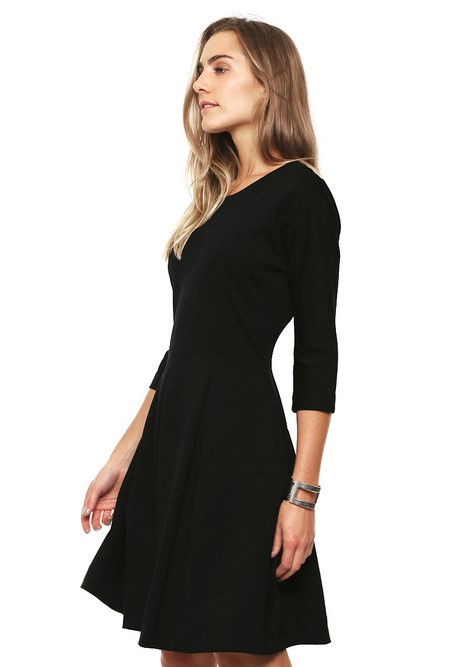 Crna haljina s jednim rukavima