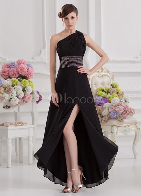 vestidos-de-noche-en-color-negro-97_14 Večernje haljine u crnoj boji