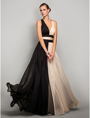 vestidos-de-noche-en-negro-38_4 Večernje haljine u crnoj boji