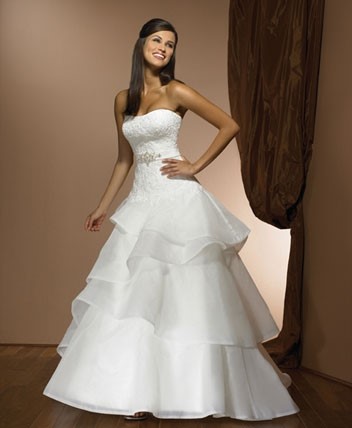 vestidos-de-novia-color-blanco-60_13 Vjenčanica bijela