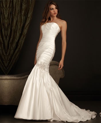 vestidos-de-novia-color-blanco-60_17 Vjenčanica bijela