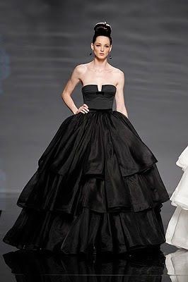 vestidos-de-novia-en-negro-55_15 Vjenčanice u crnoj boji