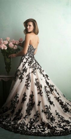 vestidos-de-novia-negro-con-blanco-70_9 Crna vjenčanica s bijelim