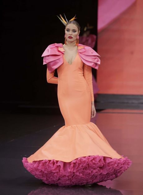 desfile-de-trajes-de-flamenca-2023-02_19 Parada kostima flamenka 2023