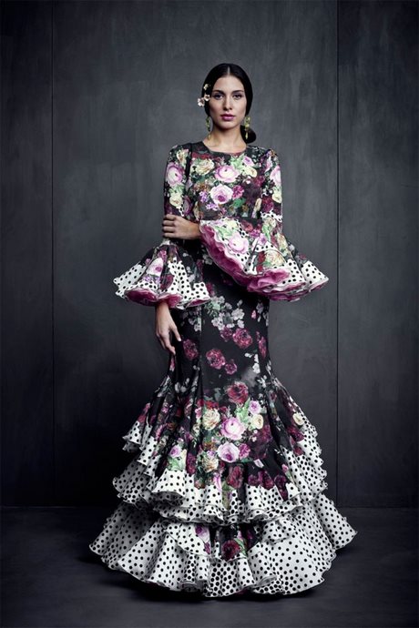 lina-trajes-de-flamenca-2023-37_5 Lina flamenco odijela 2023