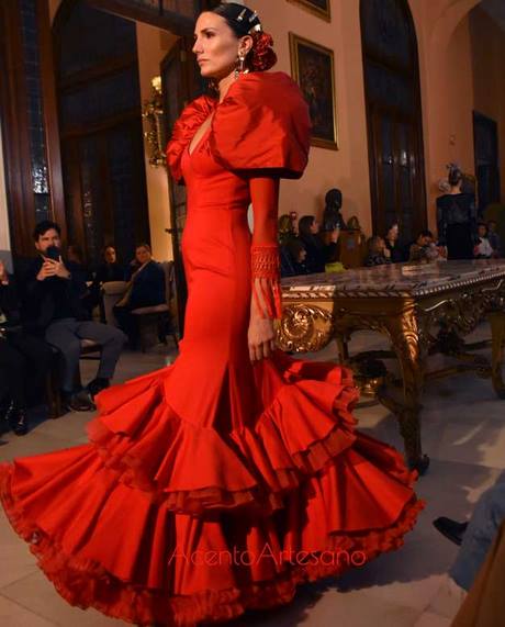 tendencias-en-trajes-de-flamenca-2023-33_8 Trendovi flamenco odijela 2023