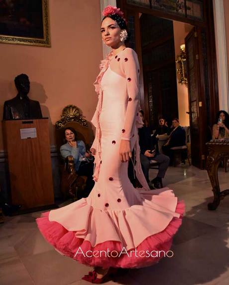tendencias-trajes-flamenca-2023-85_7 Modna odijela flamenka 2023