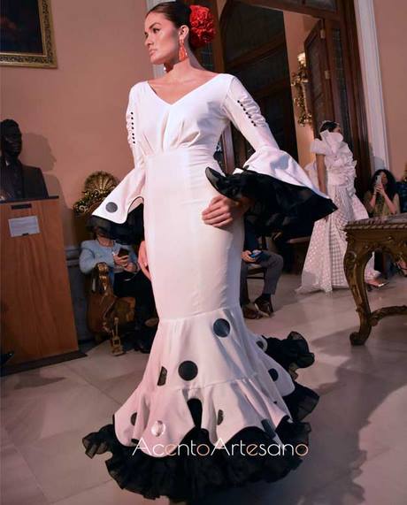 tendencias-trajes-flamenca-2023-85_8 Modna odijela flamenka 2023