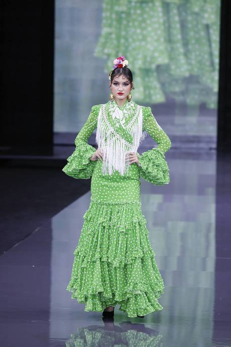 trajes-de-flamenca-2023-pilar-vera-32_12 2023. flamenco kostimi Pilar vera