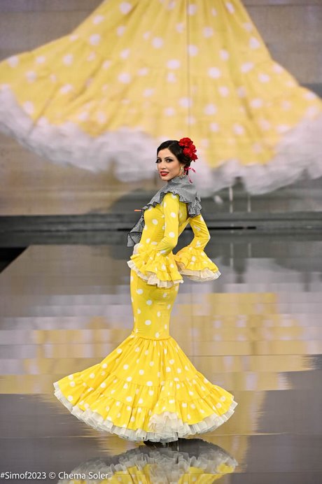 trajes-de-flamenca-coleccion-2023-62_3 Flamenco odijela kolekcija 2023