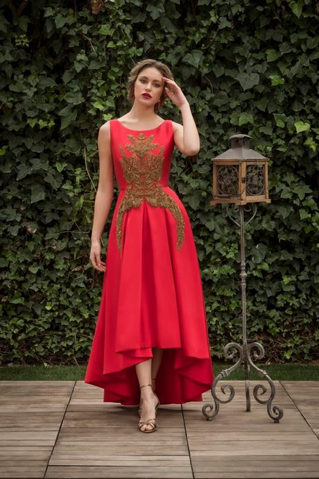 vestidos-de-coctel-rojos-2023-07_6 Crvene koktel haljine 2023