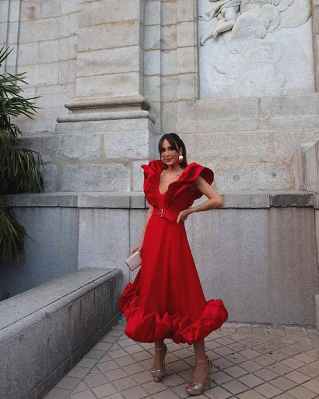 vestidos-de-fiesta-2023-rojos-54_10 Crvene maturalne haljine 2023