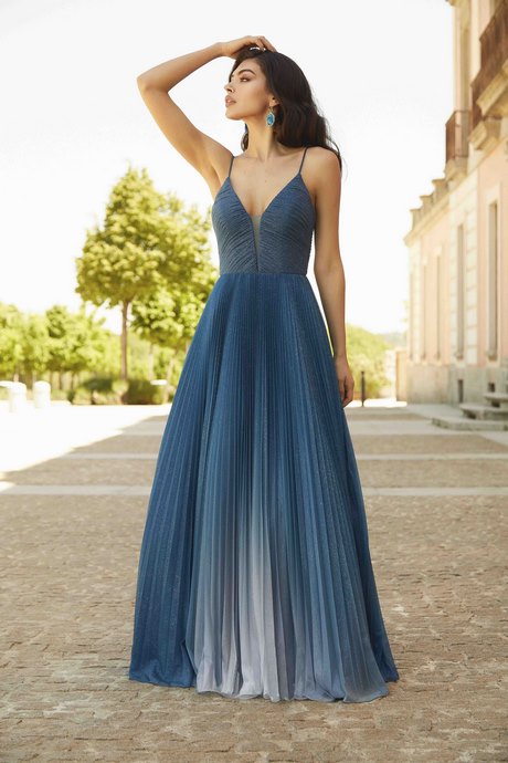 vestidos-de-fiesta-de-gala-2023-41_2 Maturalne balske haljine 2023
