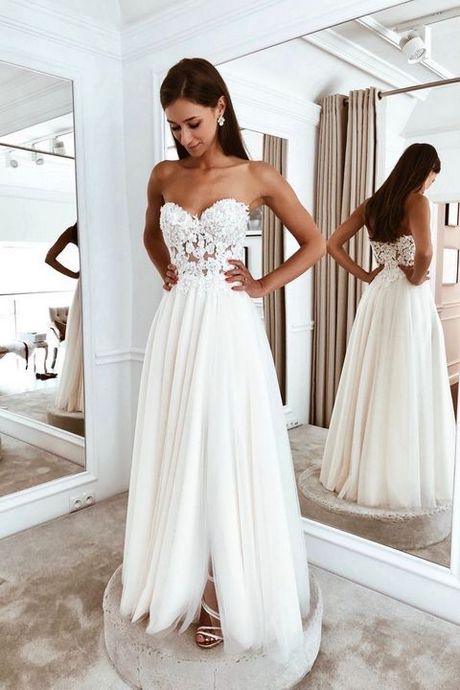 vestidos-de-novia-2023-sencillos-y-elegantes-99_2 Jednostavne i elegantne vjenčanice 2023