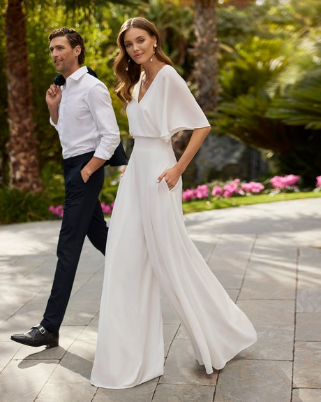 vestidos-de-novia-de-civil-2023-17_14 Vjenčanice u civilnom stilu 2023