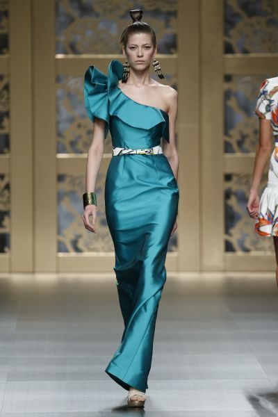 vestidos-elegantes-de-encaje-2023-30_9 Elegantne haljine od čipke 2023