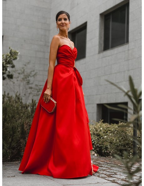 vestidos-largos-rojos-2023-50_11 Crvene duge haljine 2023