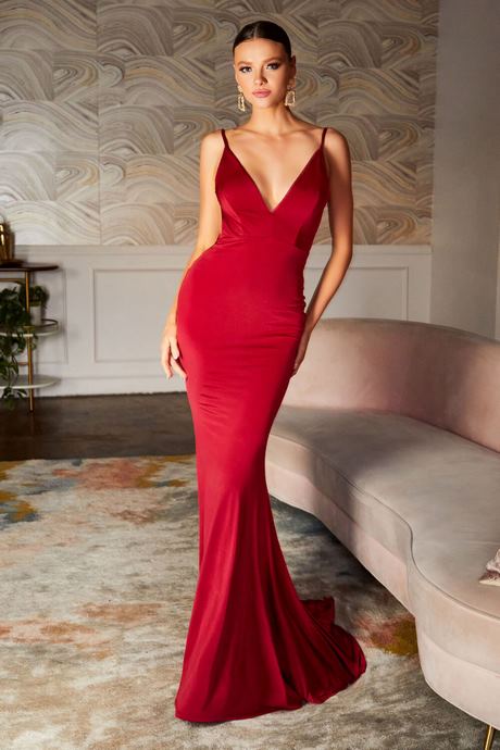vestidos-rojos-de-noche-2023-53 Crvene večernje haljine 2023