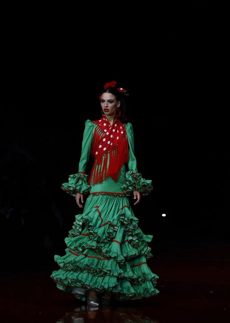 trajes-de-flamenca-2022-pilar-vera-70_12 Kostimi flamenka 2022 Pilar vera
