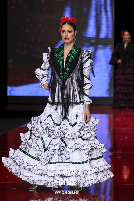 trajes-de-flamenca-pilar-vera-2022-31_11 Flamenco kostimi Pilar vera 2022