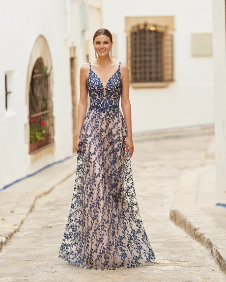 vestidos-de-fiesta-elegantes-2022-60_12 Elegantne maturalne haljine 2022